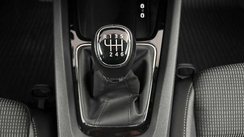 Škoda Octavia 1.5 TSI Ambition - fotka 23 z 25