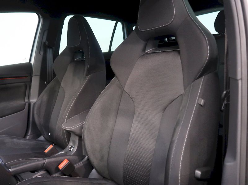 Škoda Scala (2024) DRIVE 1.5TSI 110KW DSG - fotka 14 z 39