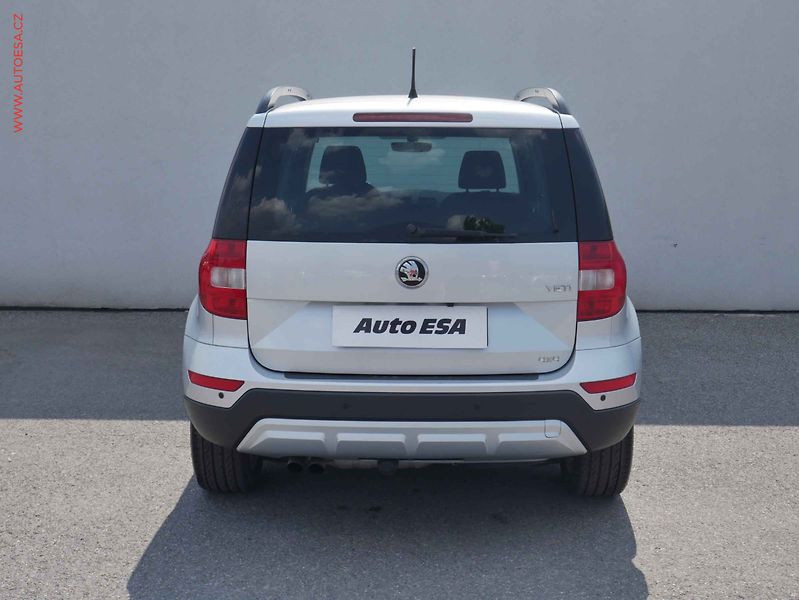 Škoda Yeti (2015) 2.0TDi 4x4, ČR, Outdoor, TZ - fotka 5 z 13