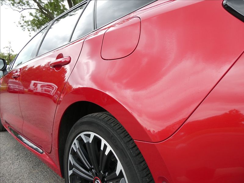 Toyota Corolla 2,0 Hybrid e-CVT GR Sport 112k - fotka 14 z 44