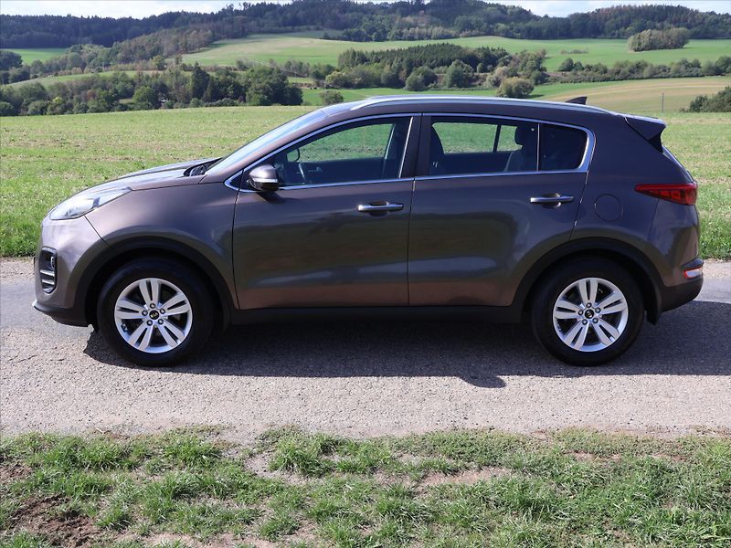 Kia Sportage 1,7 CRDi 85kW CZ Aut.klima - fotka 4 z 30