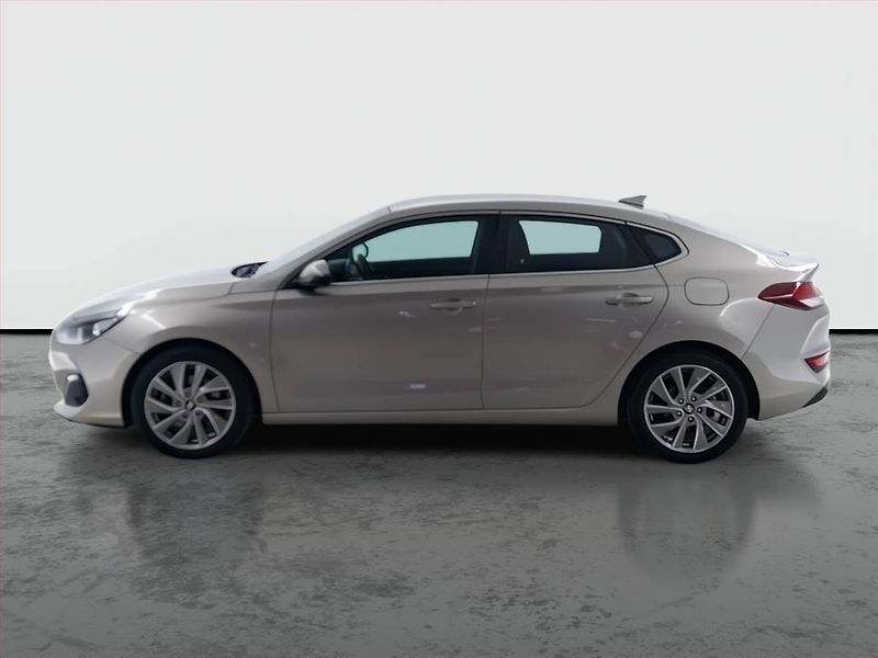 Hyundai i30 (2019) Style 1.4 T-GDI, Automat, Navi - fotka 3 z 19