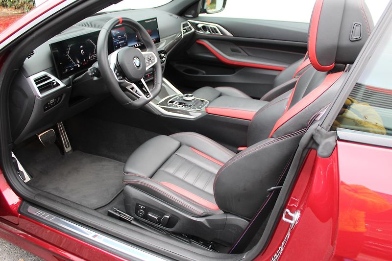 BMW Řada 4 M440i xDrive Cabrio - fotka 11 z 22