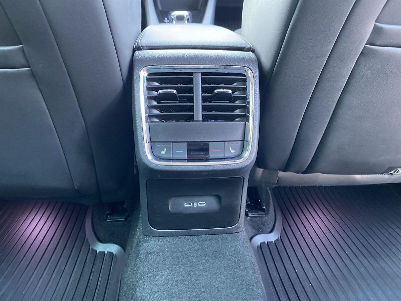Škoda Octavia (2023) Combi 1.5 TSI M-HEV DSG Style+ - fotka 27 z 36