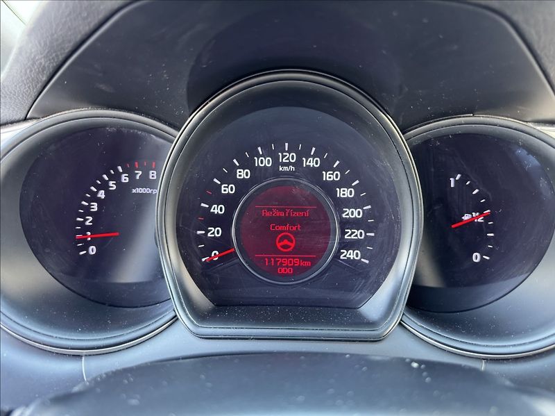 Kia Ceed 1,6 GDI 99kW tempomat původ ČR - fotka 30 z 50