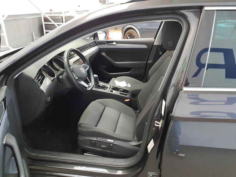 Volkswagen Passat 2.0TDI 110kW DSG Business TZ - fotka 4 z 4