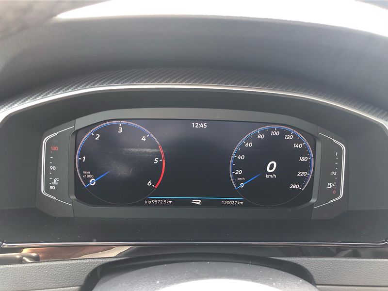 Volkswagen Arteon 2.0 TDi DSG 7st. 4Motion R-Lin - fotka 18 z 30