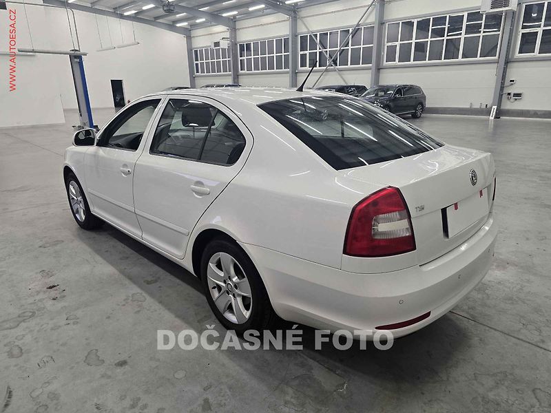 Škoda Octavia (2012) 1.4 TSI, 2.maj,ČR, servis - fotka 2 z 3