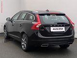 Volvo V60 (2016) 2.0 D4, Ocean Race, AT - náhled 6