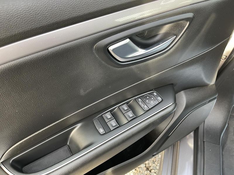 Renault Talisman 1.7 BlueDci NAVIG-TOP-DPH-ČR ! - fotka 25 z 31