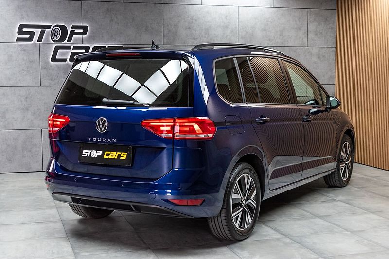 Volkswagen Touran 1.5 TSI TAŽNÉ*7.MÍST*DPH*ČR 1M - fotka 6 z 45