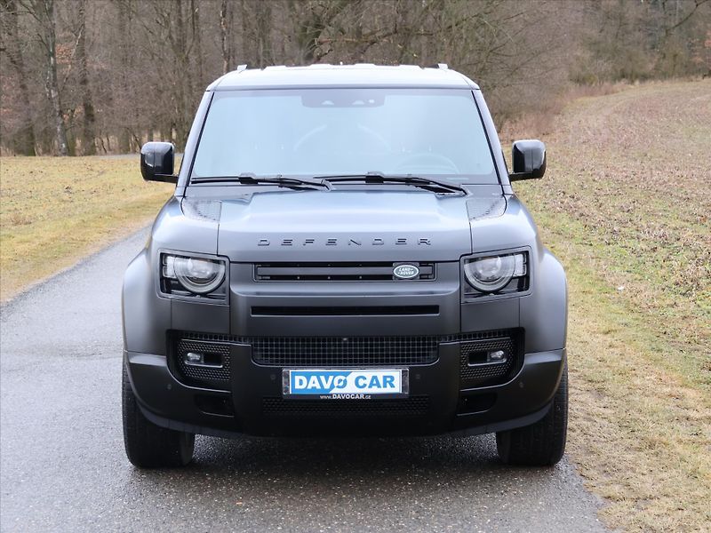Land Rover Defender 5,0 110 P425 X-DYNAMIC CZ DPH - fotka 2 z 39