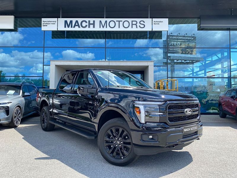 Ford F-150 (2025) Lariat  5,0 298 kW - fotka 6 z 27