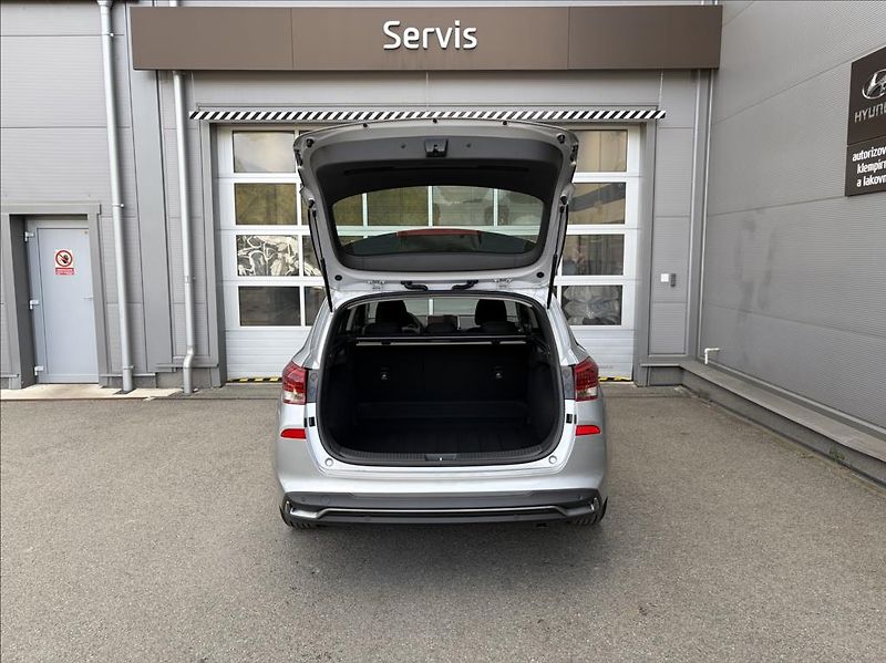 Hyundai i30 (2026) 1,6 T-GDI DCT  WG FL Go Czech - fotka 21 z 23