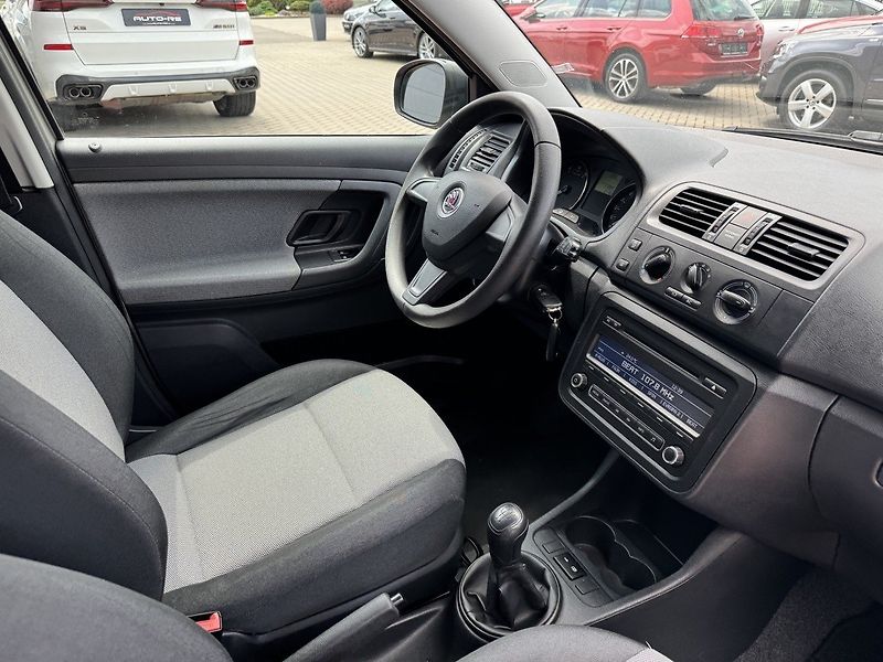 Škoda Fabia (2014) 1.2HTP Active Klima Tažné Z. - fotka 13 z 49