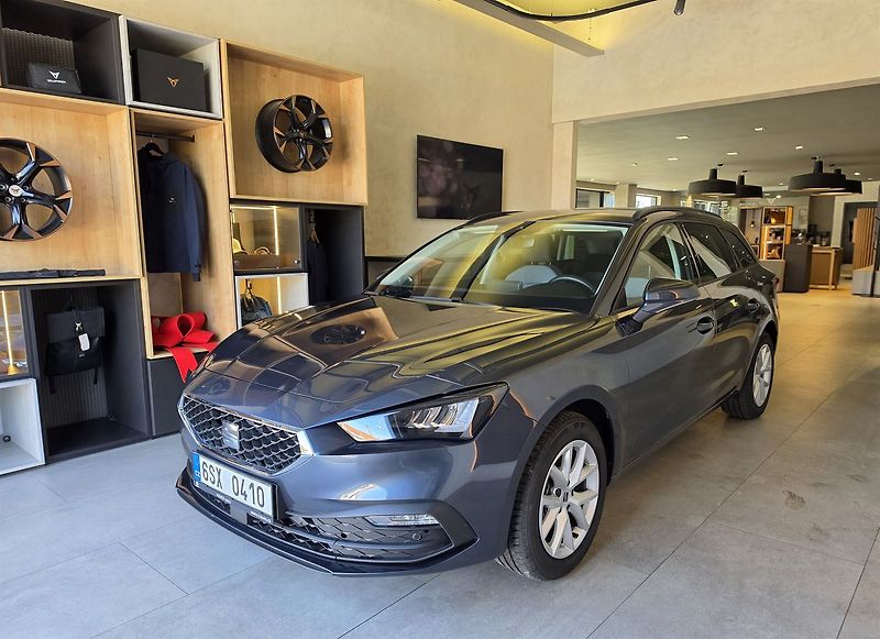 Seat Leon (2024) SP Style 1.5 TSI 115k - fotka 6 z 15