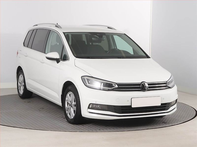 Volkswagen Touran (2023) 2.0 TDI - fotka 1 z 12