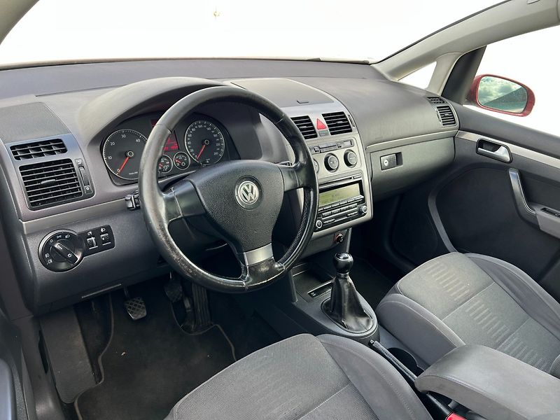 Volkswagen Touran (2008) 2.0TDi 103kW! 2x kola! - fotka 12 z 21