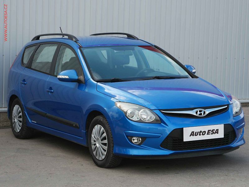 Hyundai i30 (2010) 1.4i, 1.maj,ČR, AC, park - fotografie inzerátu