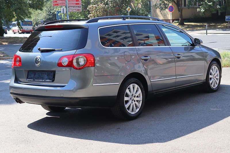 Volkswagen Passat VARIANT 2.0TDI DSG 103kW - fotka 11 z 50