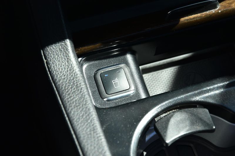 Mercedes-Benz GLS 350d 4MATIC AMG 7-MÍST DPH - fotka 24 z 34