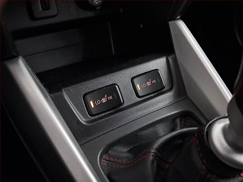 Suzuki Vitara (2017) Elegance 1.4 BoosterJet, 4X4 - fotka 17 z 20