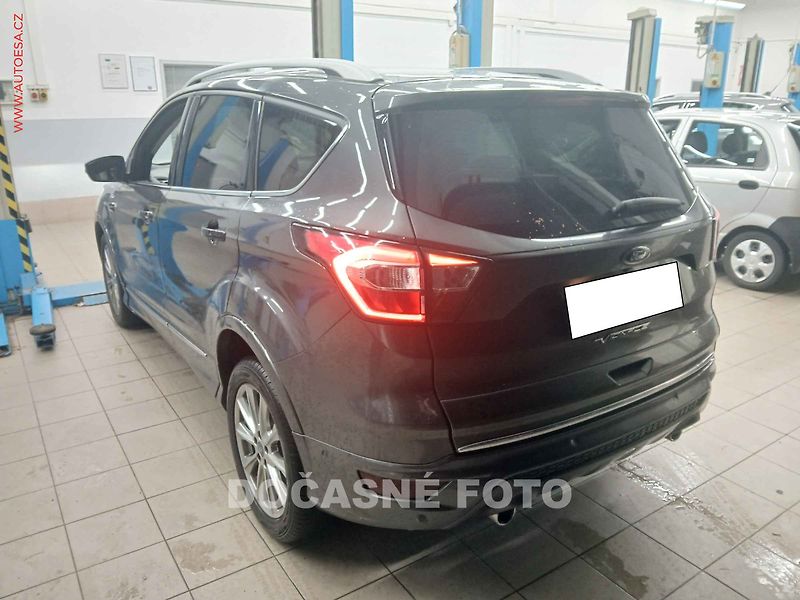 Ford Kuga (2017) 2.0 Tdci, 2.maj, navi, LED - fotka 2 z 3