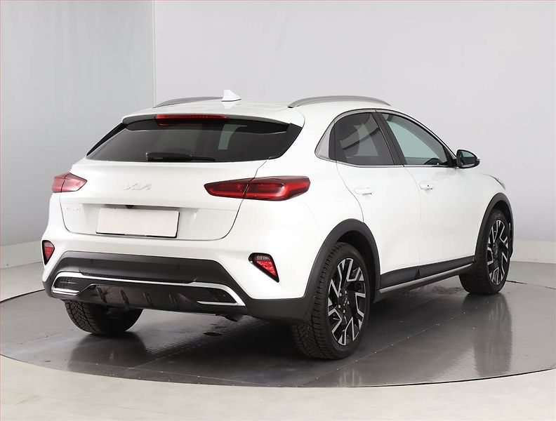 Kia XCeed (2025) Exclusive 1.5 T-GDI - fotka 5 z 24