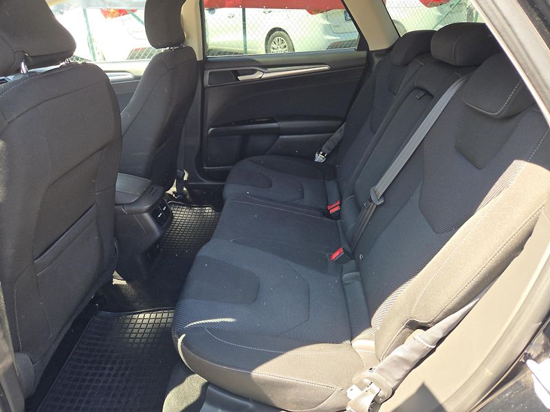 Ford Mondeo (2016) 2,0TDCi 132kw kombi - fotka 10 z 11