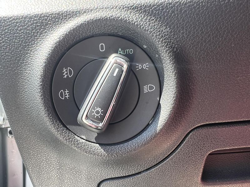 Škoda Scala (2021) 1,5TSi 110kW STYLE - fotka 22 z 34