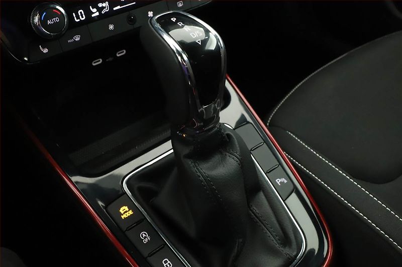 Škoda Fabia (2026) 1.0 TSI, MONTE CARLO, AUTOMAT - fotka 10 z 16