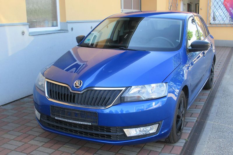 Škoda Rapid 1.2 TSi KLIMA - fotka 7 z 18