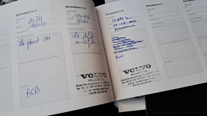 Volvo V90 2.0 D4 Momentum NAVI Automat - fotka 33 z 33