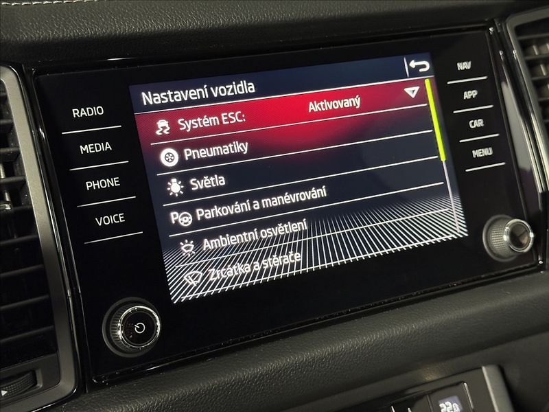 Škoda Kodiaq 2,0 TDi  DSG Clever LED Assist - fotka 32 z 48