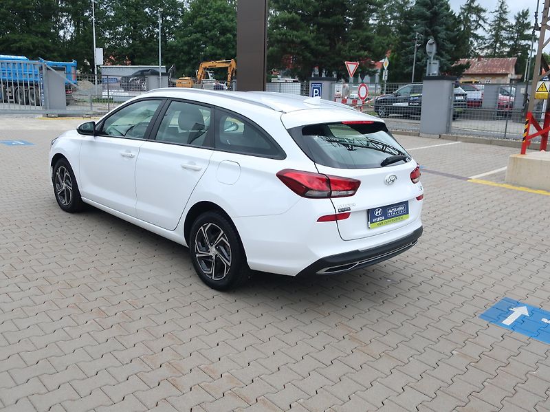 Hyundai i30 WG 1.0T-GDi 88kW COMFORT - fotka 5 z 28
