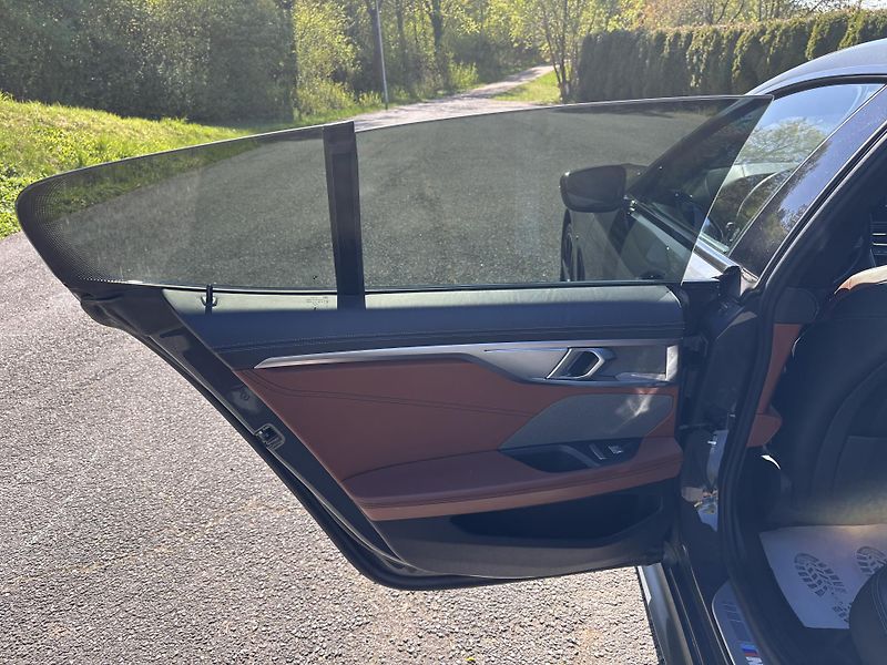 BMW Řada 8 (2022) 840d xDRIVE M PANO LASER H/K - fotka 14 z 40