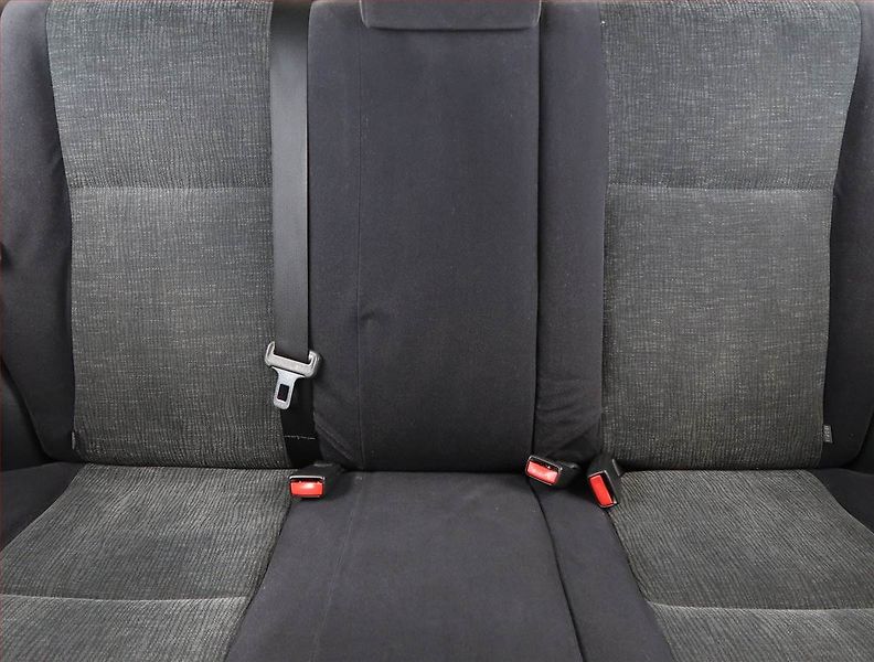 Toyota Corolla (2004) 2.0 D-4D, po STK, Klima - fotka 10 z 16