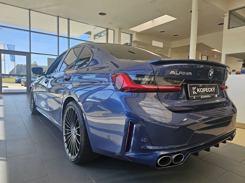 ALPINA D3 (2023) D3s Allrad Switch-Tronic - fotka 3 z 38