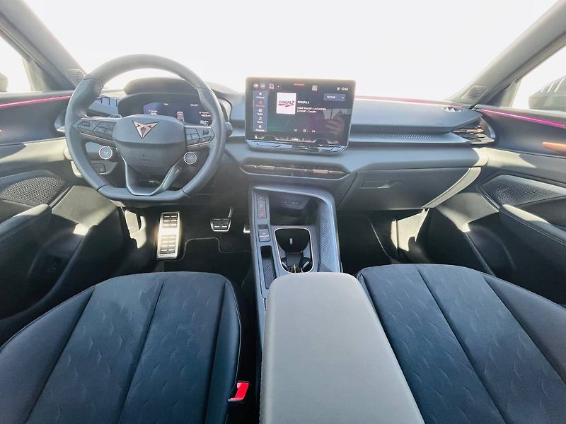Cupra Terramar (2024) VZ 2.0 TSI 195 kW DSG 4x4 - fotka 5 z 30
