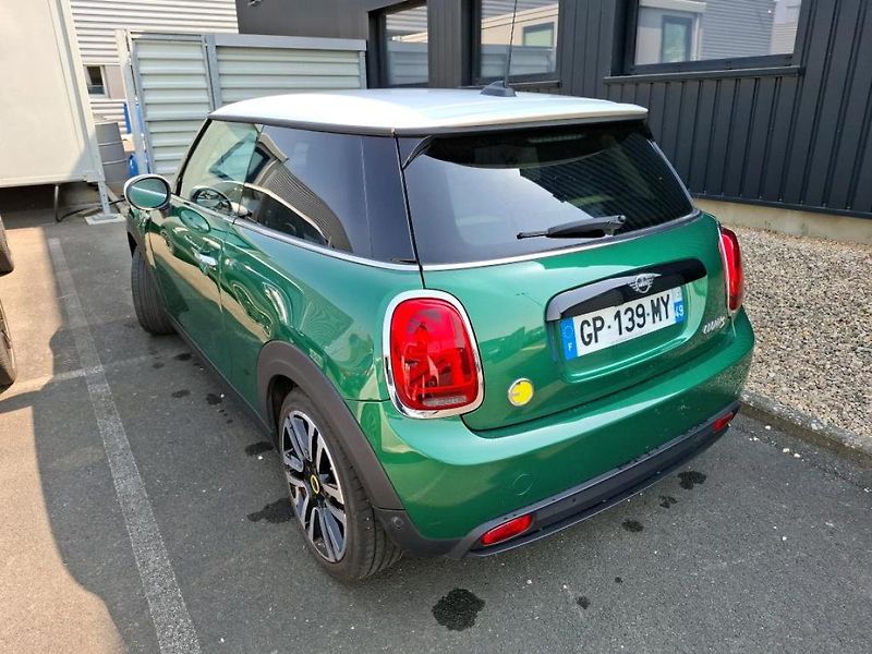 Mini Cooper SE - fotka 8 z 8