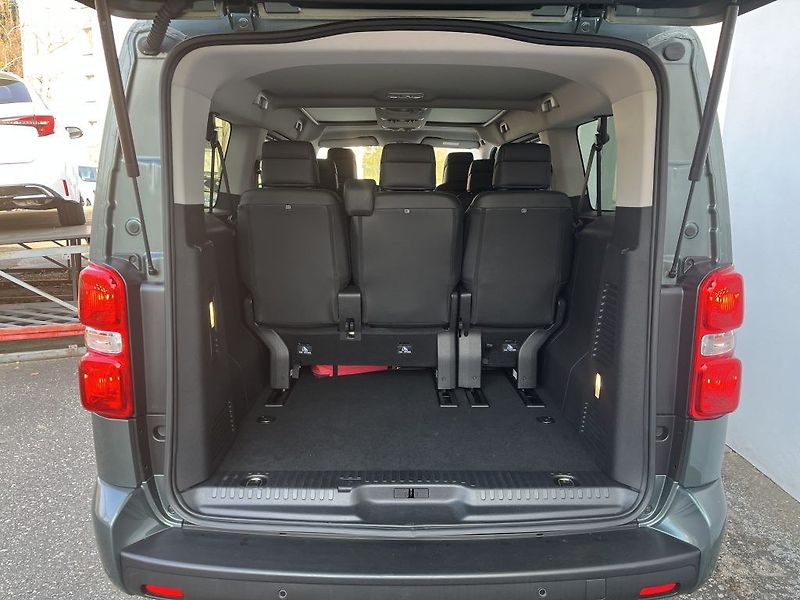 Toyota ProAce Verso Executive Skyview kůže - fotka 6 z 28