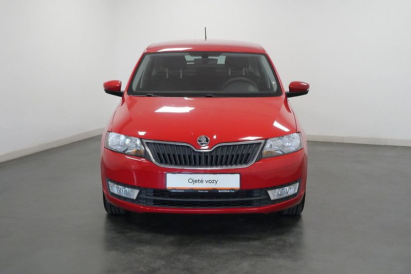 Škoda Rapid - fotka 4 z 24