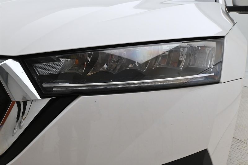 Škoda Octavia 2,0 TDI 110kW DSG Ambition 4x4 - fotka 28 z 30