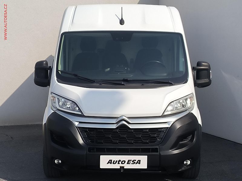 Citroën Jumper (2021) 2.2HDi L2H2, navi, AC, 103kW - fotka 2 z 3