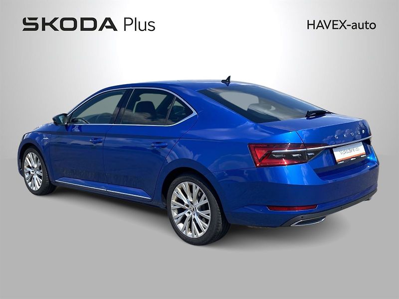 Škoda Superb (2023) 2.0 TDI 4x4 DSG L&K - fotka 36 z 39