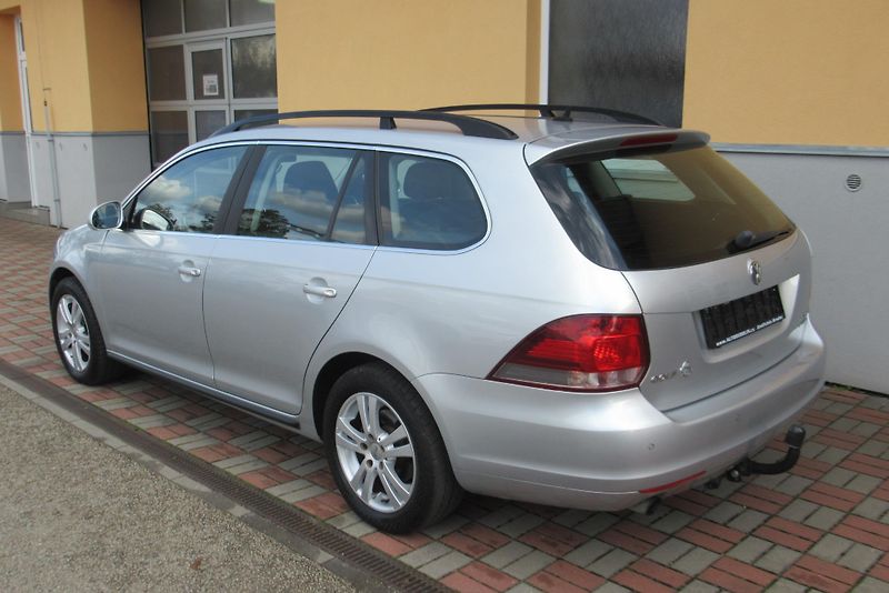 Volkswagen Golf 1.2 TSi AUT. KLIMA TAŽNÉ - fotka 4 z 30