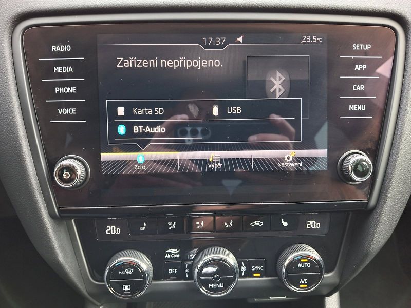 Škoda Octavia (2019) Style DSG 2,0TDi 110kW - fotka 21 z 31
