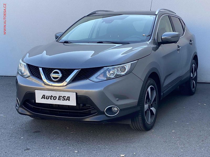Nissan Qashqai (2016) 1.2 DiG-T, Acenta, kamera - fotka 3 z 18
