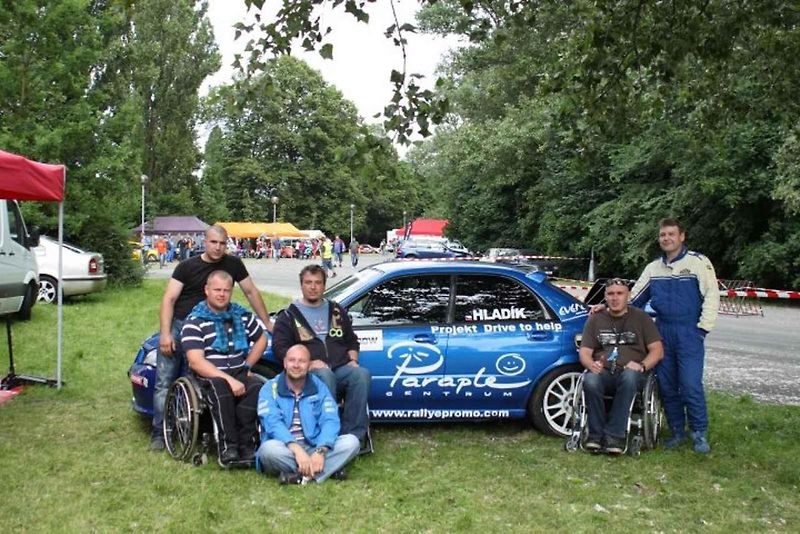 Jiří Hladík se svým zbrusu novým vozem Renault Clio Rally5 Phase II.