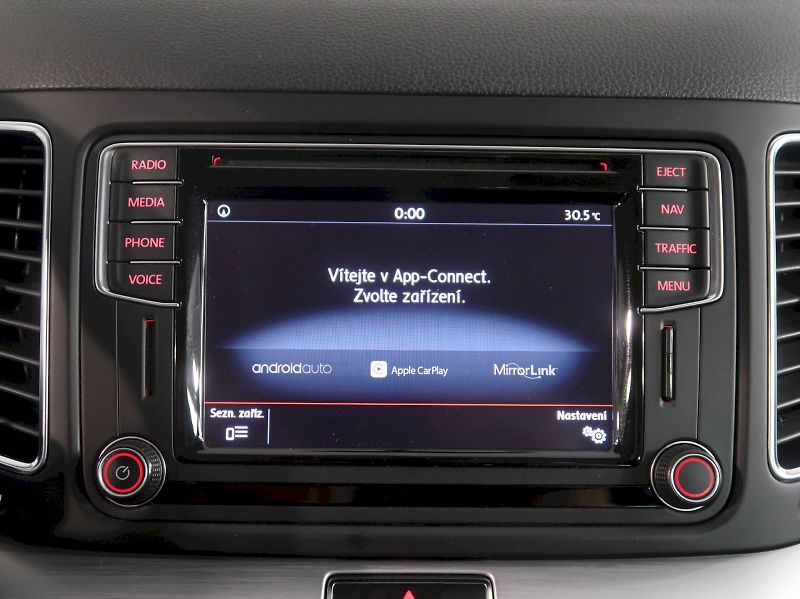 Volkswagen Sharan (2016) HIGHLINE 2.0TDI 110KW DSG TAŽN - fotka 24 z 36